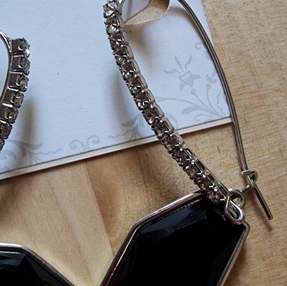 🌟 3 for $15 Deal! 🌟Dressbarn black and silver with crystal earrings - Picture 3 of 5